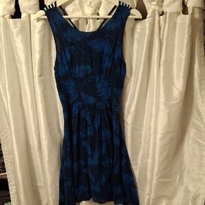 Maple Anthropologie Blue Patterned Rayon Dress 0 ❤️❤️❤️❤️